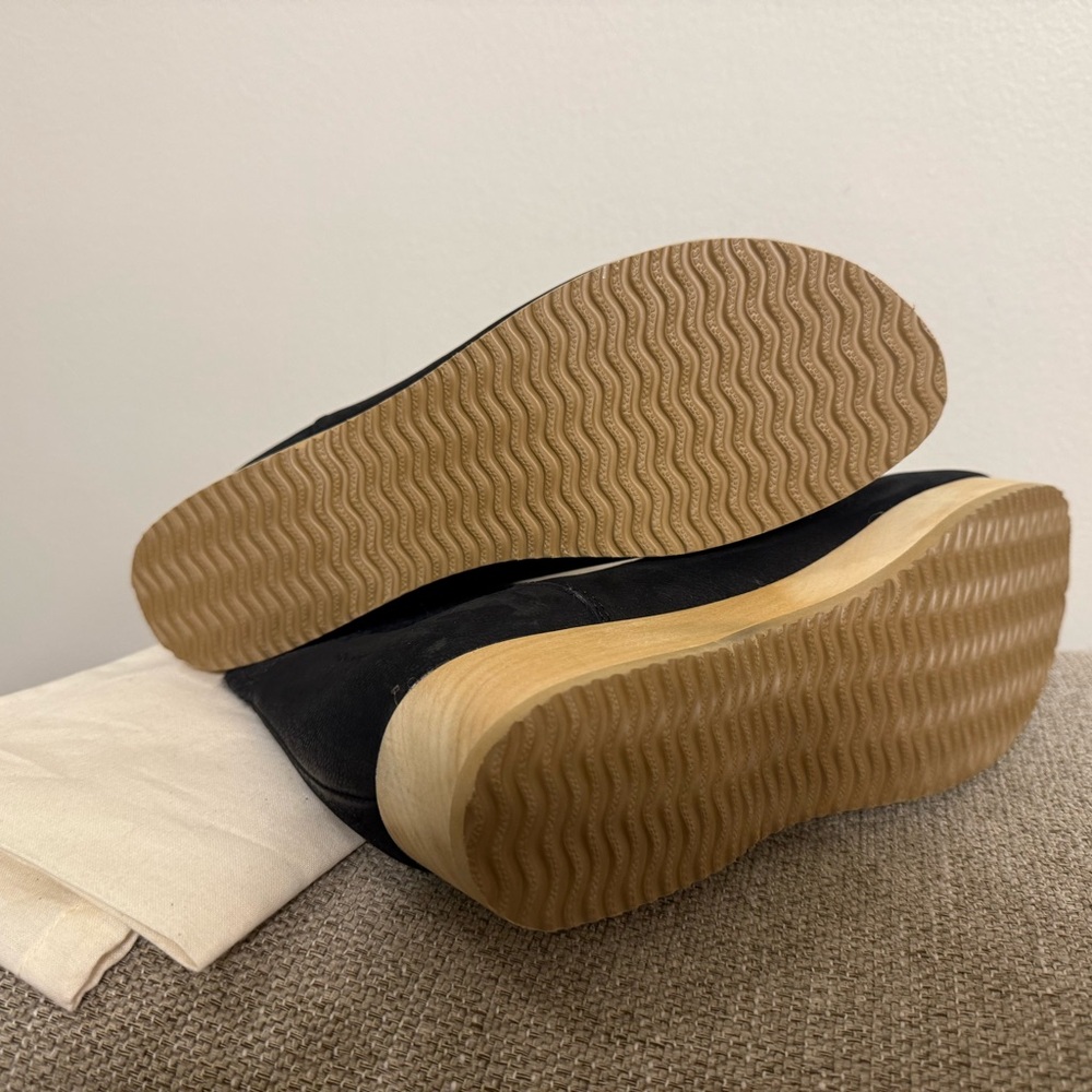 Eileen Fisher Words Oiled Nubuck Clog Bootie - Picture 7 of 10